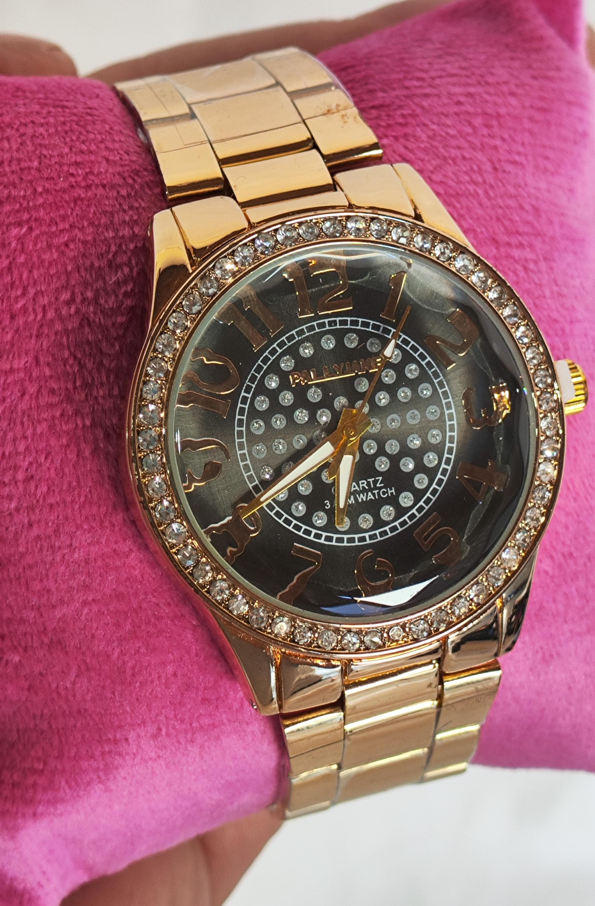 Relógios feminino e masculino 